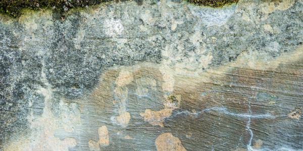 Rehabilitación y Restauración de Fachadas Valderrobres · Impermeabilización de Filtraciones de Agua y Humedad